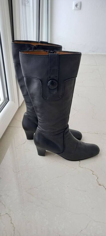 roberto čizme: High boots, 39