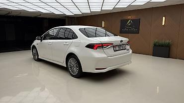 бампер c202: Toyota Corolla: 2022 г., 1.8 л, Автомат, Гибрид, Седан — 5
