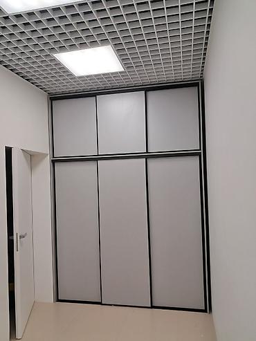 угалок устол: Мебель на заказ: встроенный шкаф-купе в современном минималистичном — 2