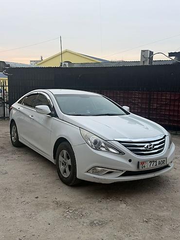 kirgiz auto: Hyundai Sonata: 2014 г., 2 л, Автомат, Газ, Седан — 4