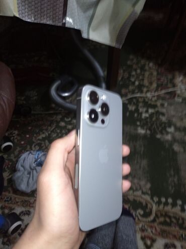 макбук айр: IPhone 15 Pro, Колдонулган, 256 ГБ, Natural Titanium, 80 %