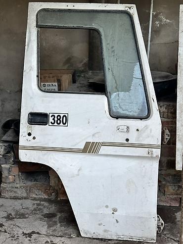 эшик ром фото: Двери от волво — 1
