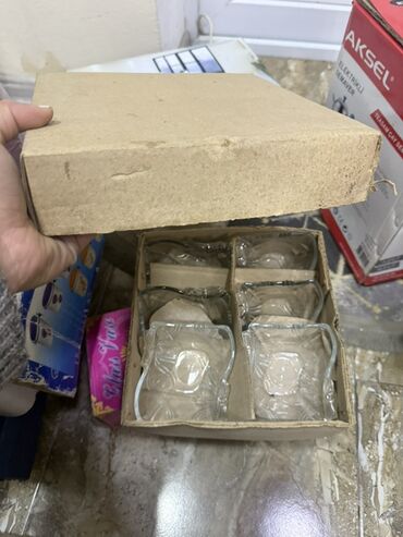 Digər dəstlər və servizlər: Məişət və servis üçün dekorativ və mətbəx dəsti - Qırmızı bəzəkli — 6