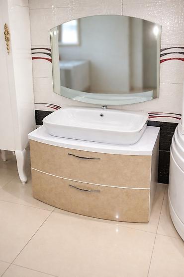 hamam ucun aksessuarlar: Vanna otağı üçün lavabo dəsti - Üst hissə: geniş, dördbucaq formalı — 1