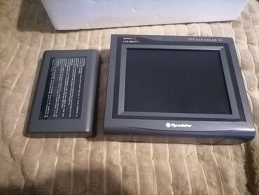 Televizori: Roadstar LCD-5604TFT – prenosivi TFT LCD kolor TV/monitor od (14 cm) — 9