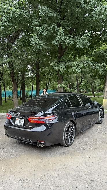 black: Toyota Camry: 2018 г., 2.5 л, Автомат, Бензин, Седан — 4