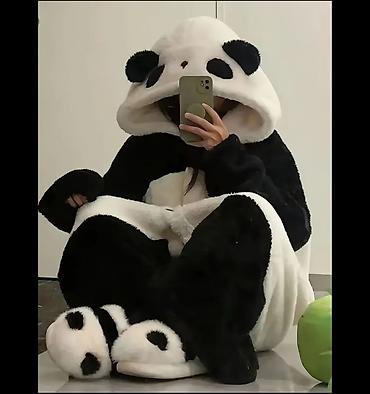 penceler: Panda dizaynlı uniseks ev kombinezonu - Model: Panda motivli — 1