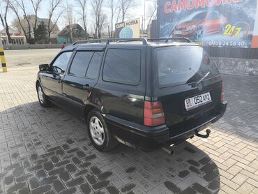 мастер универсал: Volkswagen Golf Variant: 1996 г., 1.6 л, Автомат, Бензин, Универсал