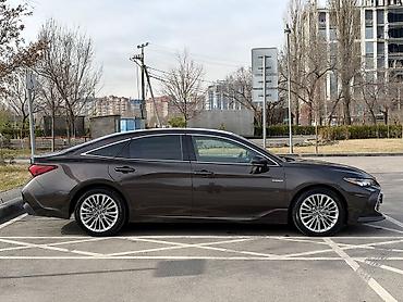 Toyota: Toyota Avalon: 2019 г., Гибрид — 4