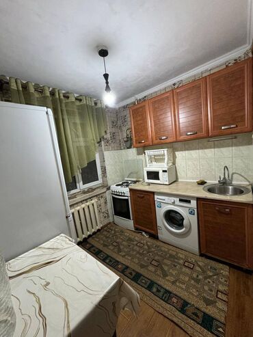 киевская исанова: 3 комнаты, 58 м², 104 серия, 1 этаж