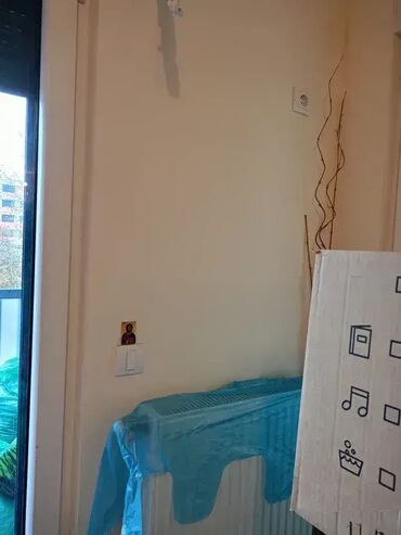 Usluge u domaćinstvu: Postavljanje i Kačenje Slika na Zid 🎨 Usluga postavljanja i kačenja — 13