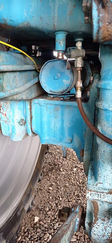 Traktorlar: Satılır traktor zavodu ili 1990 -da lalafo.az — 23 Traktorlar: Satılır traktor zavodu ili 1990 — 23