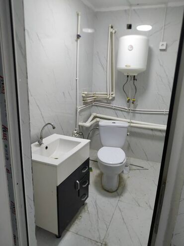 Digər kommersiya daşınmaz əmlakı: Yasamalda Lider TV ve Salyanski kazarmanın yanında 5/1 mertebesi tam — 7