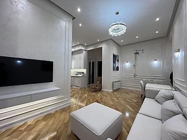 Yeni tikili: İcarəyə verilir 2 otaqlı yeni tikili 75 m², Ağ şəhər q. Kateqoriya — 5
