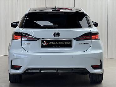 Lexus CT: 2016 г., 1.8 л, Гибрид, Хетчбек — 4