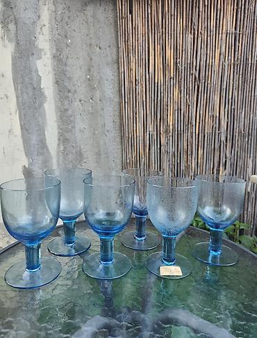 barokna ogledala: PREDIVAN KOMPLET ČAŠA OD PLAVOG STAKLA set od 6kom. Crate & Barrel — 1