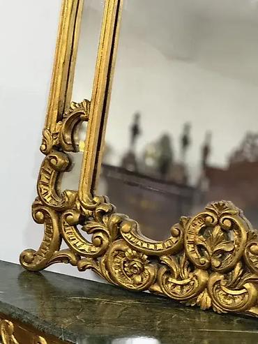 drvena: Konzola sa ogledalom (zeleni mermer) 🪞✨ Dobro stanje. 🏠 Širina 155 — 10