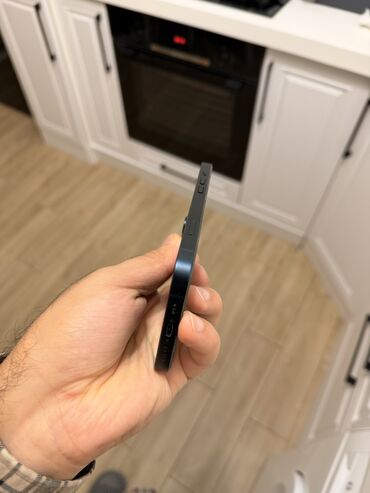 Apple iPhone: IPhone 14, 128 GB, Midnight, Simsiz şarj, Face ID — 11