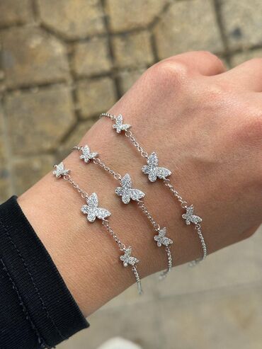 Bijuteriya dəstləri: Zərif gümüş bəzək dəsti - Üzük – Kəpənək formalı, parlaq daşlarla — 5