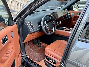 Lixiang: Lixiang L7: 2023 г., 1.5 л, Автомат, Внедорожник — 7