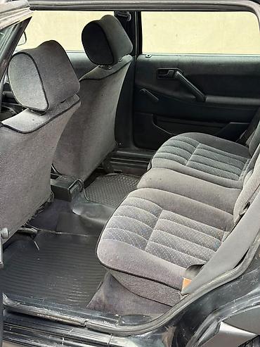 transporter multivan: Volkswagen Passat: 1990 г., Механика, Бензин — 5