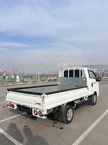 Hyundai: Hyundai Porter: 2021 г., 2.5 л, Механика, Газ, Пикап — 5