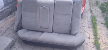 салон сиденья на мерседес 124: Заднее сиденье, Велюр, Mitsubishi 1989 г., Новый, Оригинал, Япония