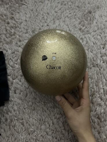 оригинальный волейбольный мяч: Мяч chacott 18,5 см 
6000 сом 
Состояние идеальное