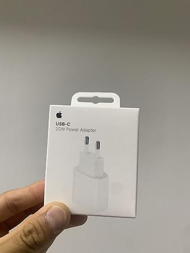Адаптер питания Apple USB‑C 20W - Модель: USB‑C Power Adapter, 20 Вт