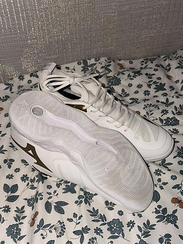 кроссовки ecco мужские: Мужские кроссовки, 42, Mizuno, Новый, цвет - Белый — 2