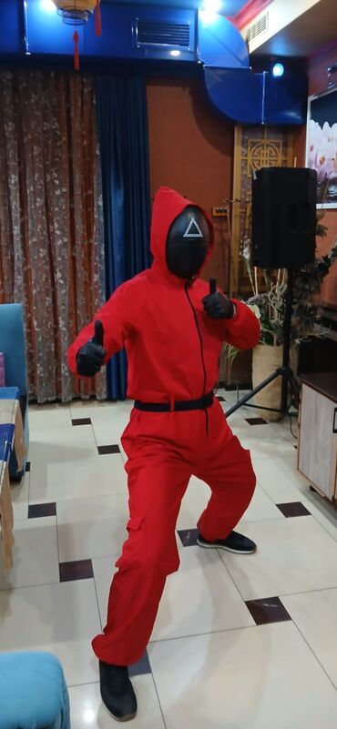 Взрослые карнавальные костюмы: Карнавальный костюм — 1