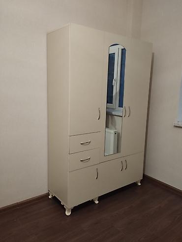 Dolab-asılqanlar: Özel endirim. Topdan qiymete perakende satis.Teze 3 qapili — 3