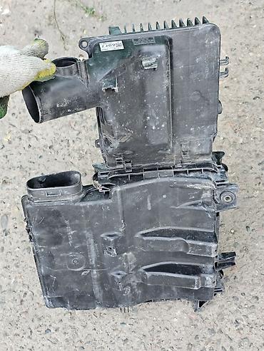 Другие автозапчасти: Корпус воздушного фильтра Mazda Demio, 2003г.в. Оригинал б/у, из — 9