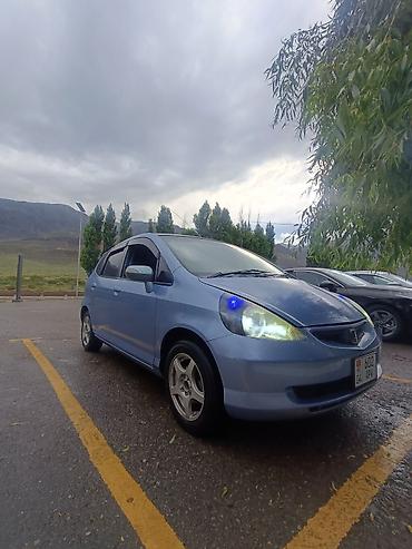 сайт киргизии авто: Honda Fit: 2003 г. — 3