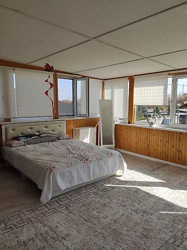 Продажа коттеджей и домов: Продается двухэтажный дом, участок 5 соток, с бассеином. Направление — 27