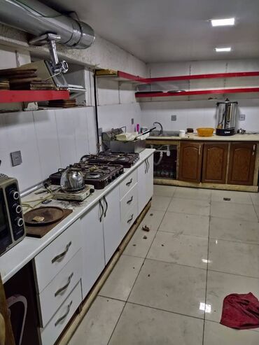 Restoran, kafelər: Binəqədi rayonu 9-cu mikrarayonda pab yerləşən, ayi 2200azn kirayə — 11