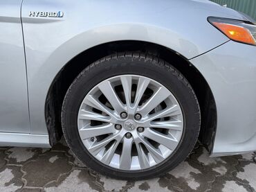 Toyota: Toyota Camry: 2019 г., 2.5 л, Автомат, Гибрид, Седан — 12