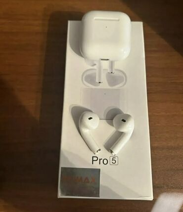 Qulaqcıqlar: Airpods qulaqcıq satılır.Qutusu var. Təzədir.Real alıcılar əlaqə