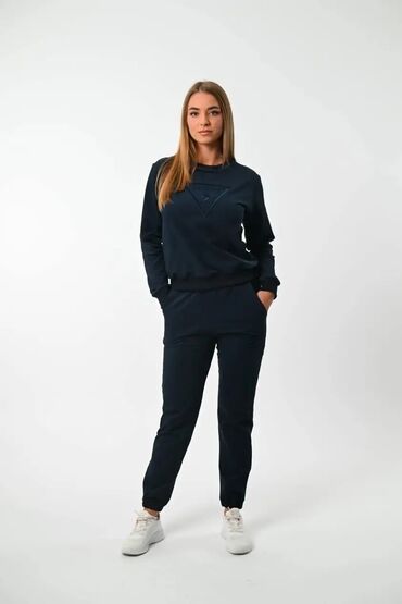 Gornji i donji deo: Guess, Jednobojni, bоја - Siva — 8