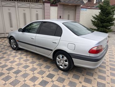 купить передний бампер на мерседес w210 в бишкеке: Toyota Avensis: 2001 г., 1.8 л, Механика, Бензин, Седан