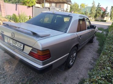 машина мерс с: Mercedes-Benz W124: 1988 г., 2.3 л, Механика, Бензин, Седан