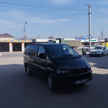 паджеро 2: Mitsubishi Space Gear: 2000 г., 2 л, Механика, Бензин, Вэн/Минивэн