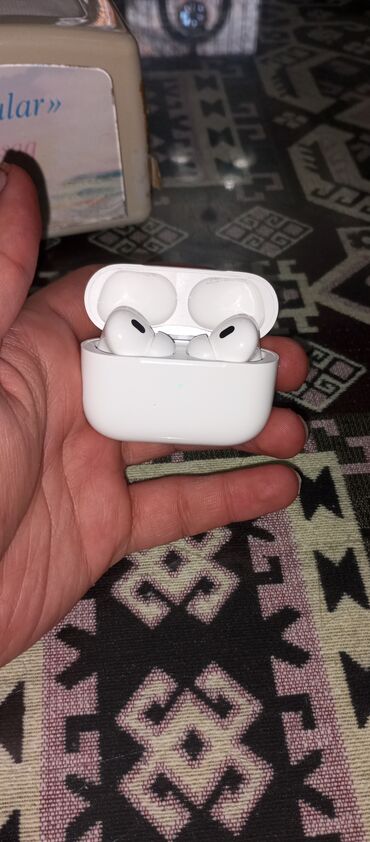 сколько стоит playstation 4: AirPods PRO + Case(Qutusu) (İKİNCİ ƏL) " 1 həftə alınıb " Adabdur ✅(öz