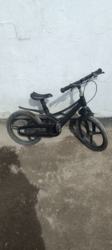 Другие товары для детей: Продаю! Велосипед привезенный из Кореи Корейский на ходу сел и поехал