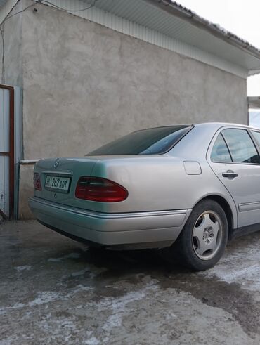 Mercedes-Benz: Mercedes-Benz E-Class: 1998 г., 3.2 л, Автомат, Бензин, Седан