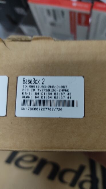 роутер с модемом: Mikrotik BaseBox 2
новый роутер
цена 5500