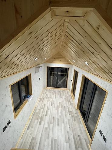 Konteynerlər: Modul tipli mobil ev – “tiny house” Xüsusiyyətlər: - Daşınan — 12