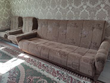 два кресла с подушками: Цвет - Бежевый, Б/у