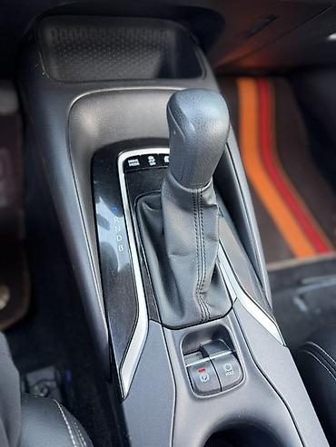 coroll: Toyota Corolla: 2021 г., 1.8 л, Автомат, Гибрид, Седан — 9