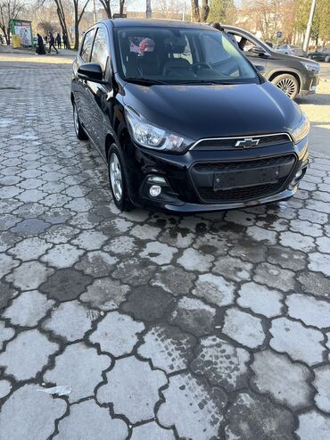 Chevrolet: Chevrolet Spark: 2017 г., 1 л, Вариатор, Бензин, Хэтчбэк